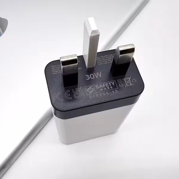 Google Pixel 30W USB-C Charger with 1m Cable UK Plug